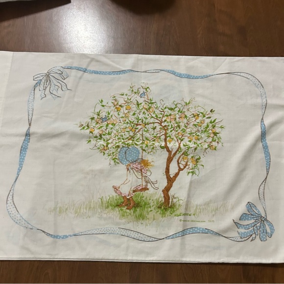 Vintage Holly Hobbie pillow case - Picture 2 of 5